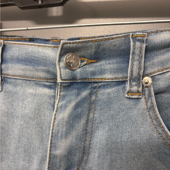 Filthy Wealth Clover Jeans - Picture 7 of 8